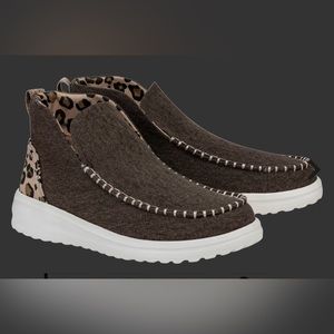 Hey Dude Crafted Denny Boots. Leopard. Size 7